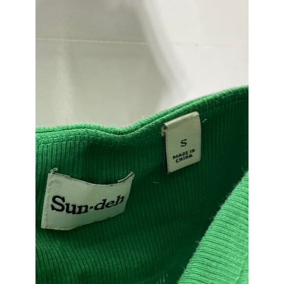 SUN-DEH Women's Dark Green Sweetheart Neck Adjustable Strap Ribbed Crop Top SZ S - Picture 7 of 10